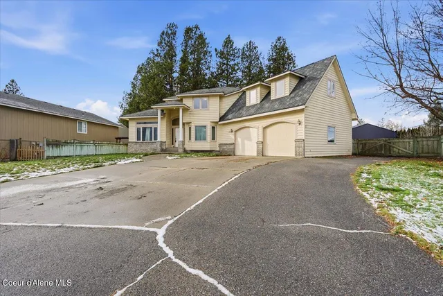 $679,000 | 8931 North Davis Circle, Hayden, ID 83835