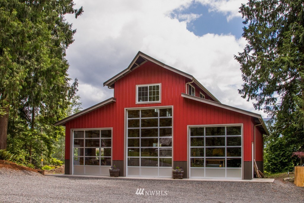 3941 Hillside Road Deming, WA 98244 - Photo 2 of 25