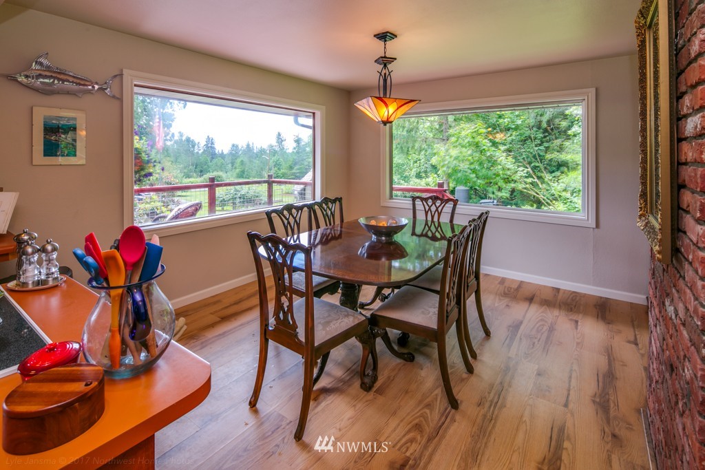 3941 Hillside Road Deming, WA 98244 - Photo 16 of 25