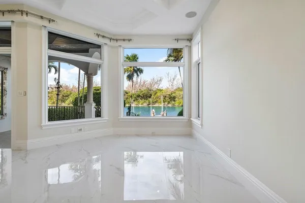 $19,995 | 549 Northeast 19th Avenue, Unit C, Deerfield Beach, FL 33441