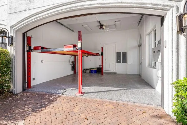 $19,995 | 549 Northeast 19th Avenue, Unit C, Deerfield Beach, FL 33441