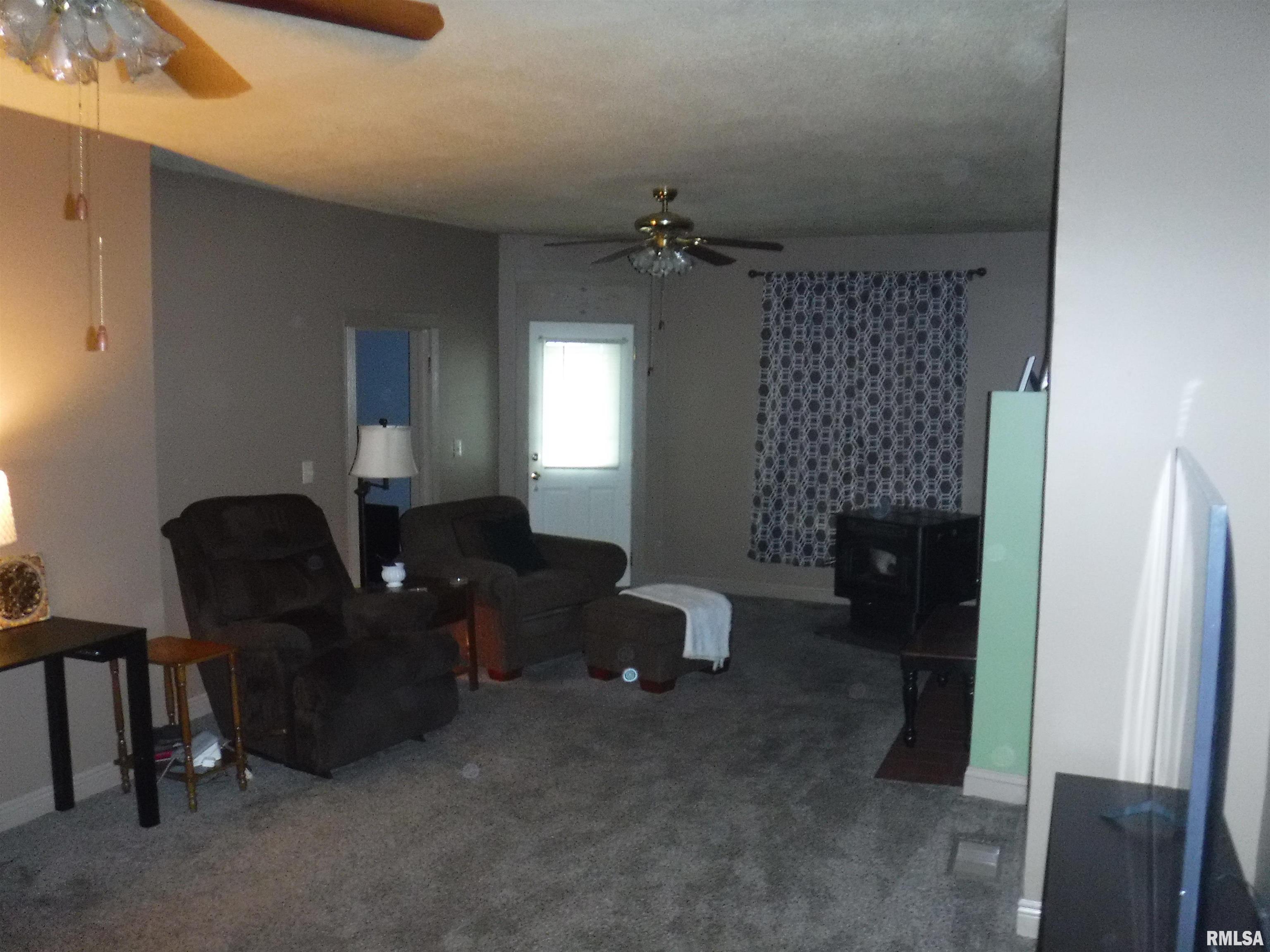 1636 Burge Road Centralia, IL 62801 - Photo 15 of 57