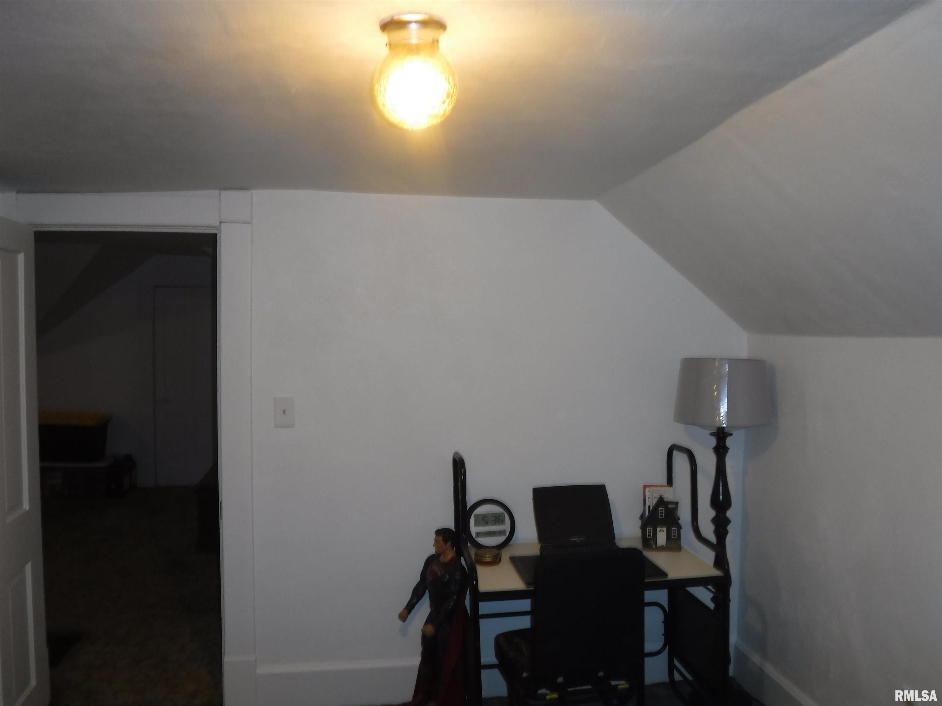 1636 Burge Road Centralia, IL 62801 - Photo 24 of 57