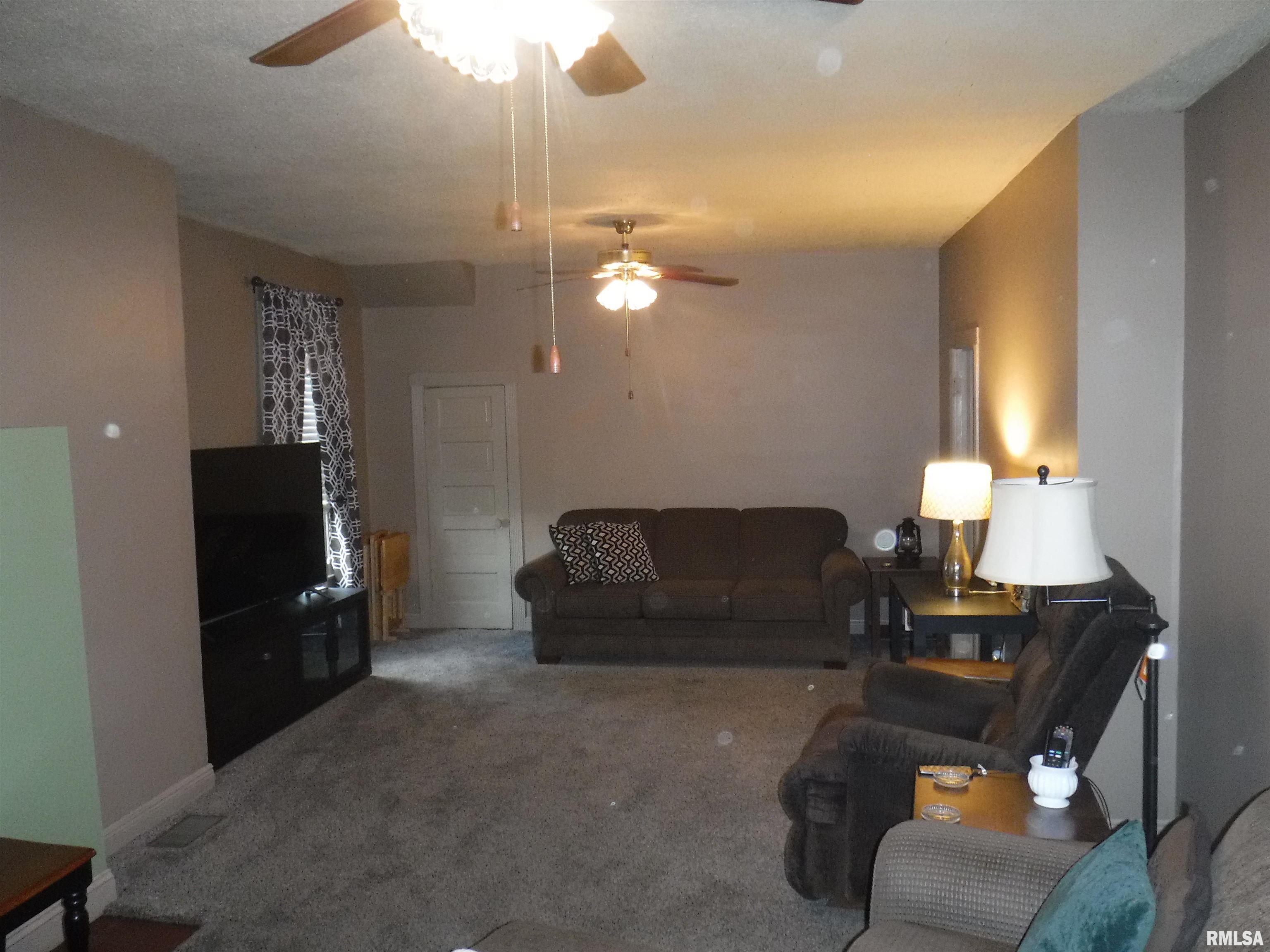 1636 Burge Road Centralia, IL 62801 - Photo 39 of 57