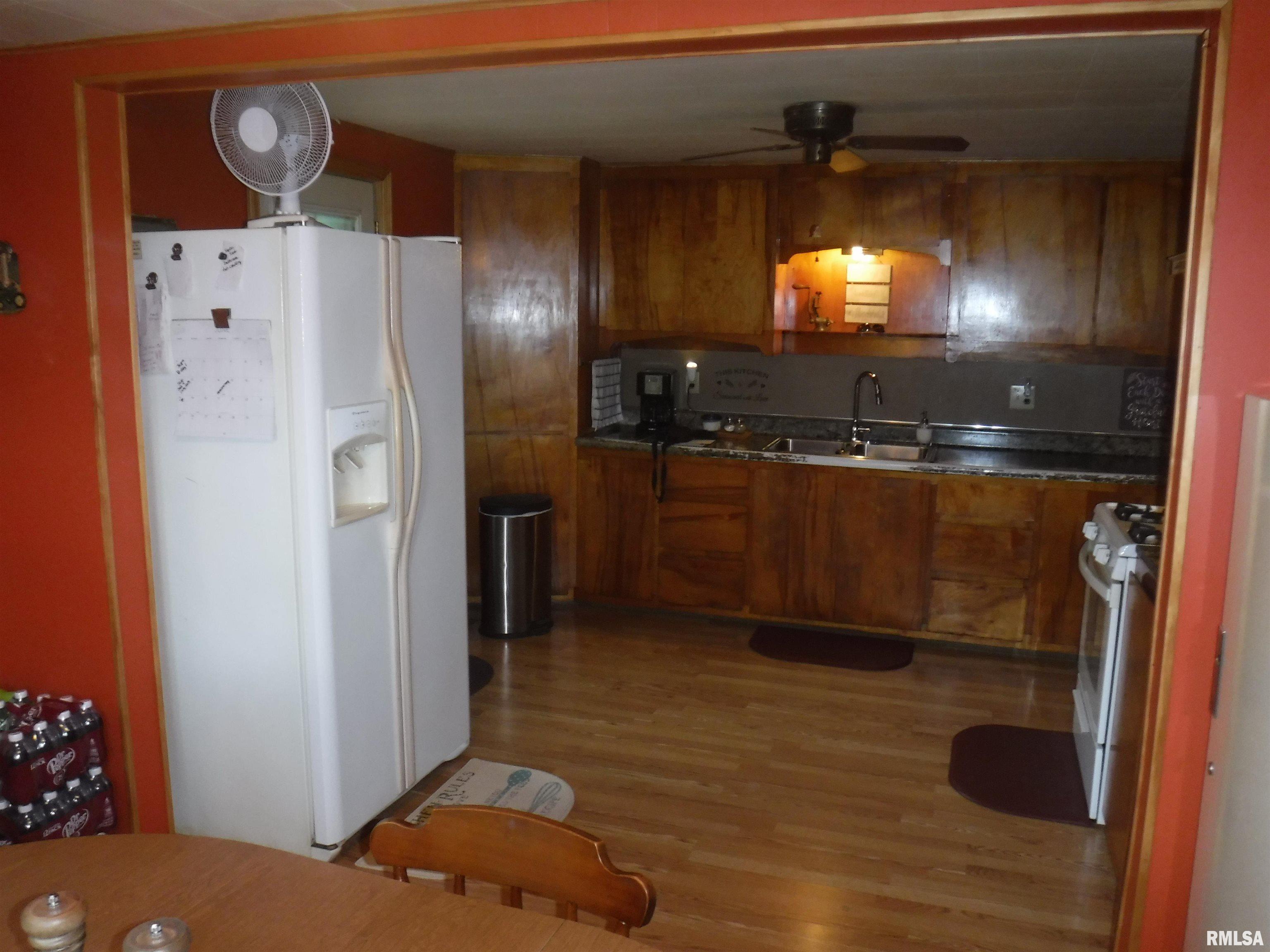 1636 Burge Road Centralia, IL 62801 - Photo 6 of 57
