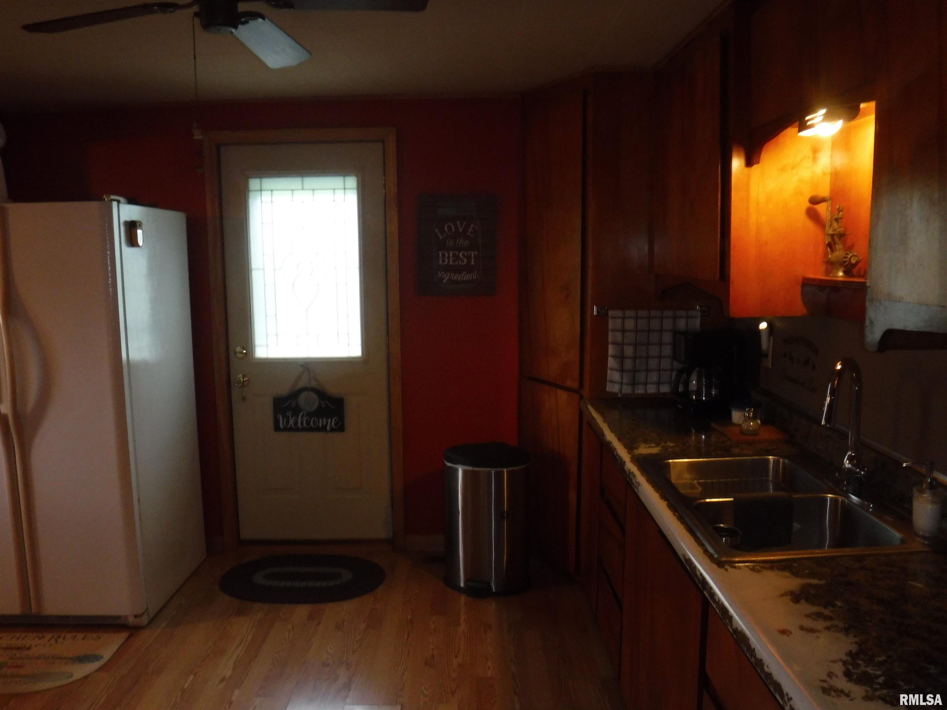 1636 Burge Road Centralia, IL 62801 - Photo 8 of 57