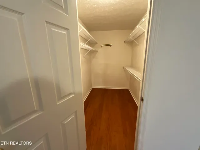 $385,000 | 7601 Breckenridge Lane, Knoxville, TN 37938