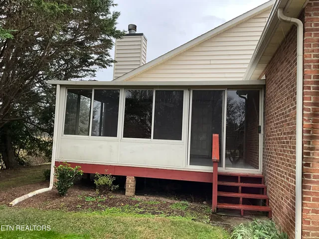 $385,000 | 7601 Breckenridge Lane, Knoxville, TN 37938