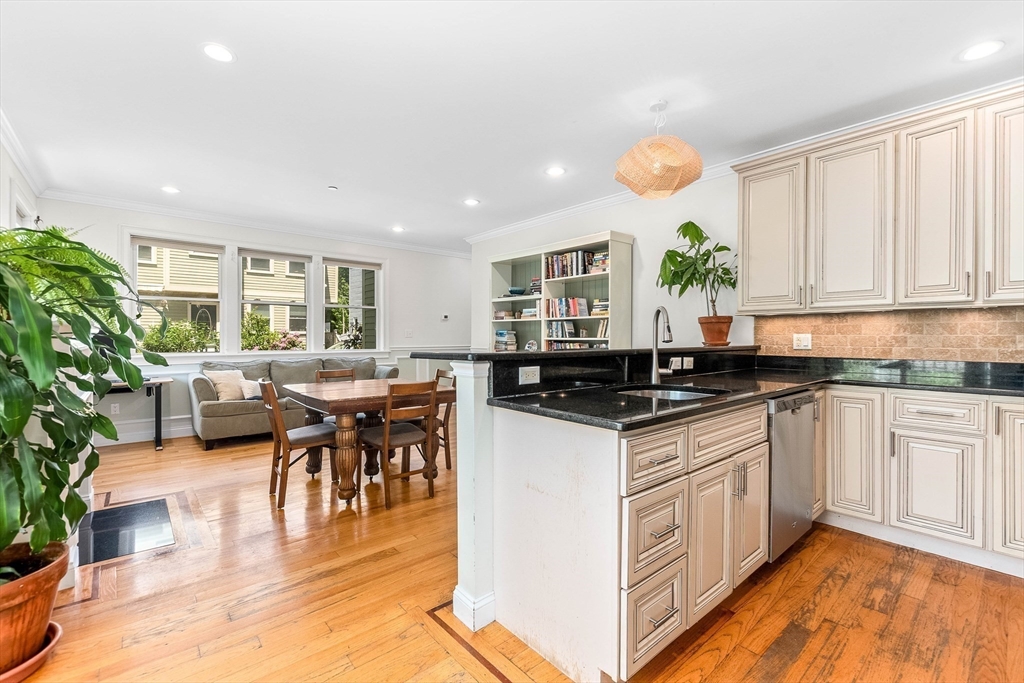 24 Custer Street, Unit 1 Boston, MA 02130 - Photo 7 of 25 Gallery Image 7