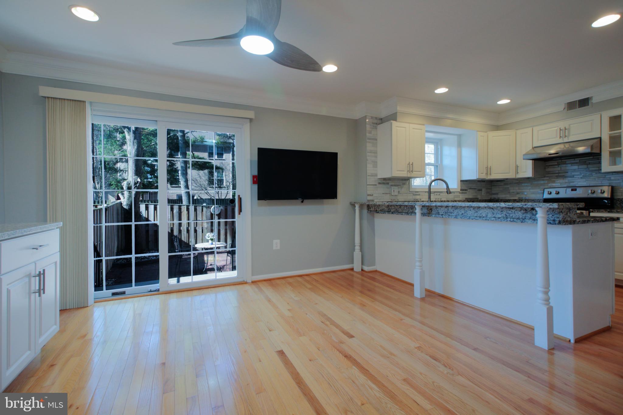 9120 Sweet Spice Court Springfield, VA 22152 - Photo 15 of 48 Breakfast Room
