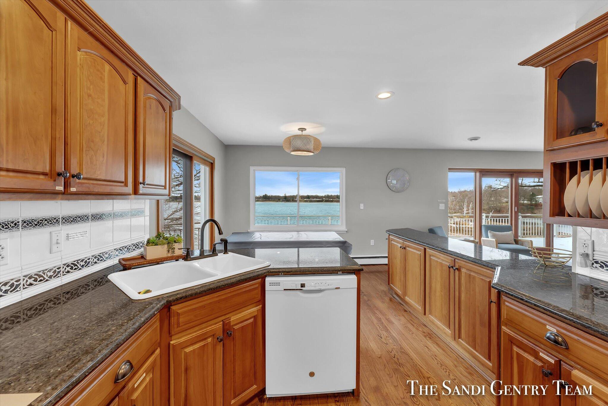 525 Grover Road Muskegon, MI 49442 - Photo 24 of 71 56-AIV00523