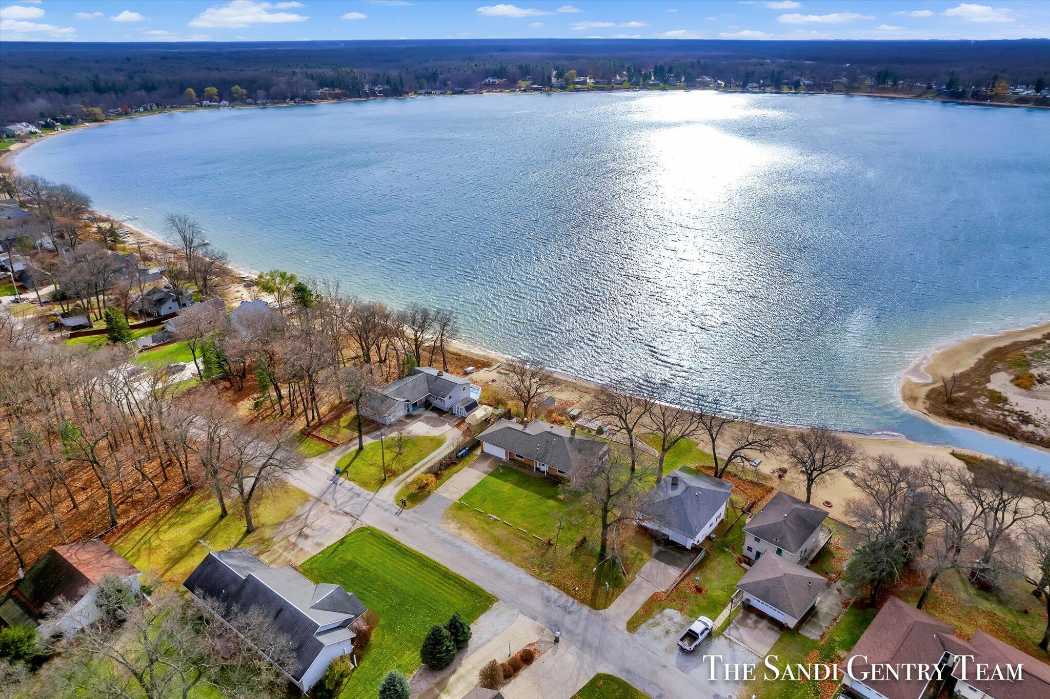 525 Grover Road Muskegon, MI 49442 - Photo 3 of 71 72-DJI_0980