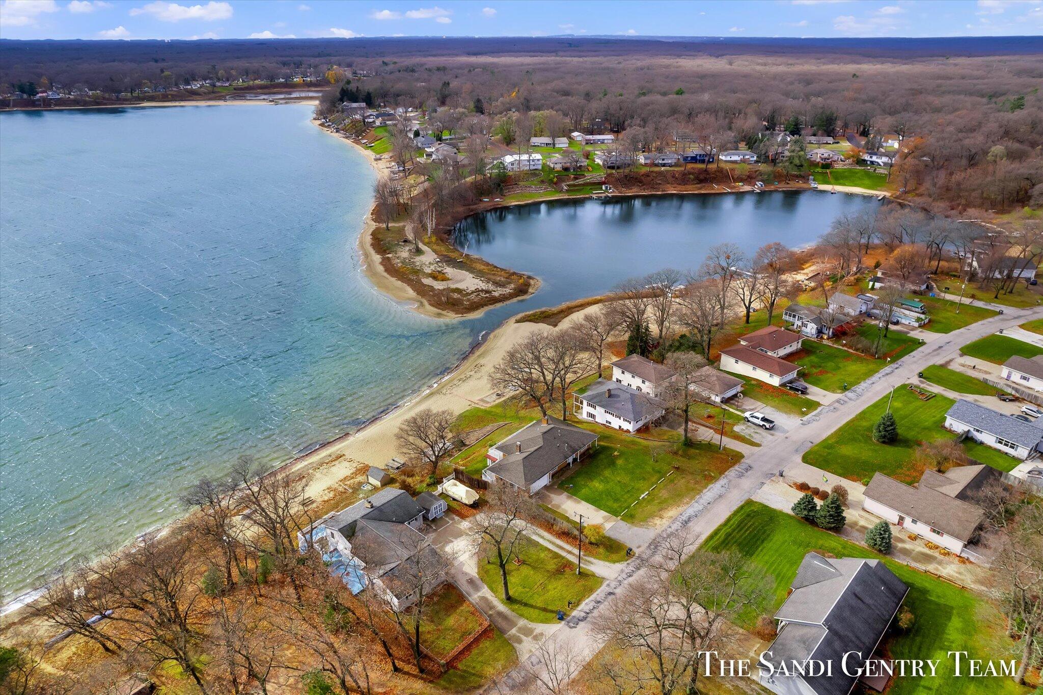 525 Grover Road Muskegon, MI 49442 - Photo 5 of 71 71-DJI_0977