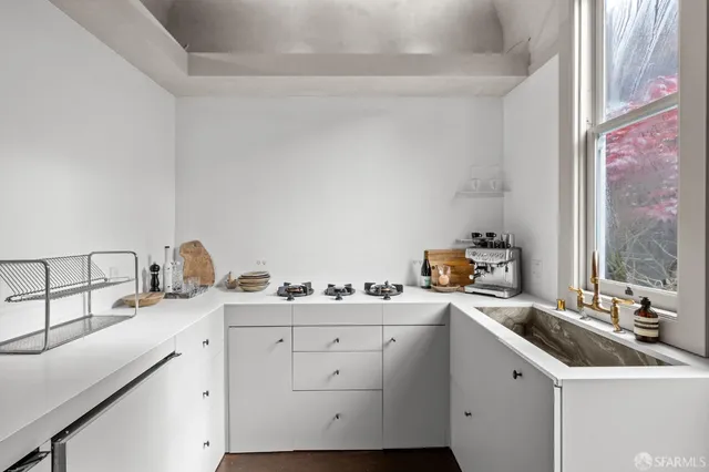 $998,000 | 969 Hayes Street, Unit 2, San Francisco, CA 94117