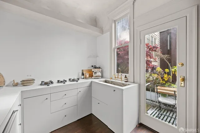 $998,000 | 969 Hayes Street, Unit 2, San Francisco, CA 94117