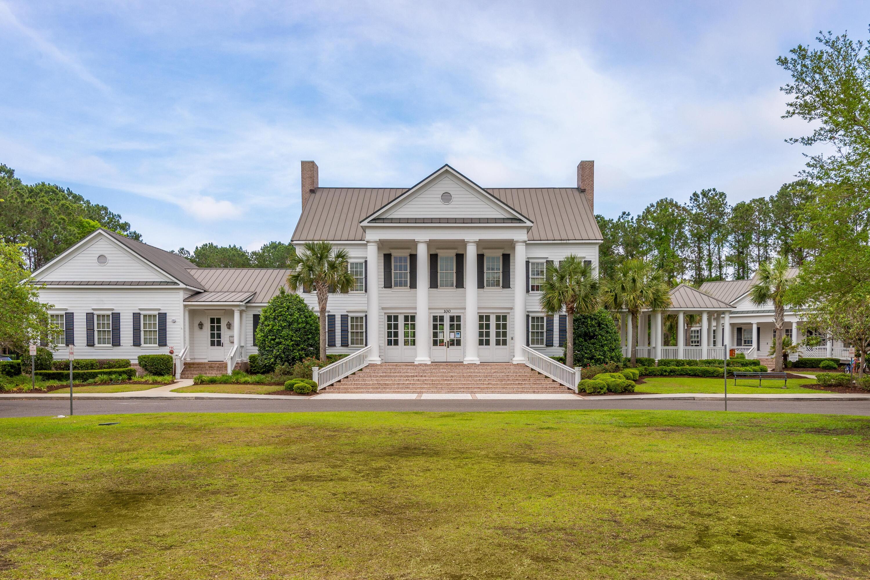 4320 Savoy Street Mount Pleasant, SC 29466 - Photo 33 of 40 Clubhouse
