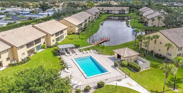 $1,700 | 380 3 Lakes Lane, Unit K, Venice, FL 34285