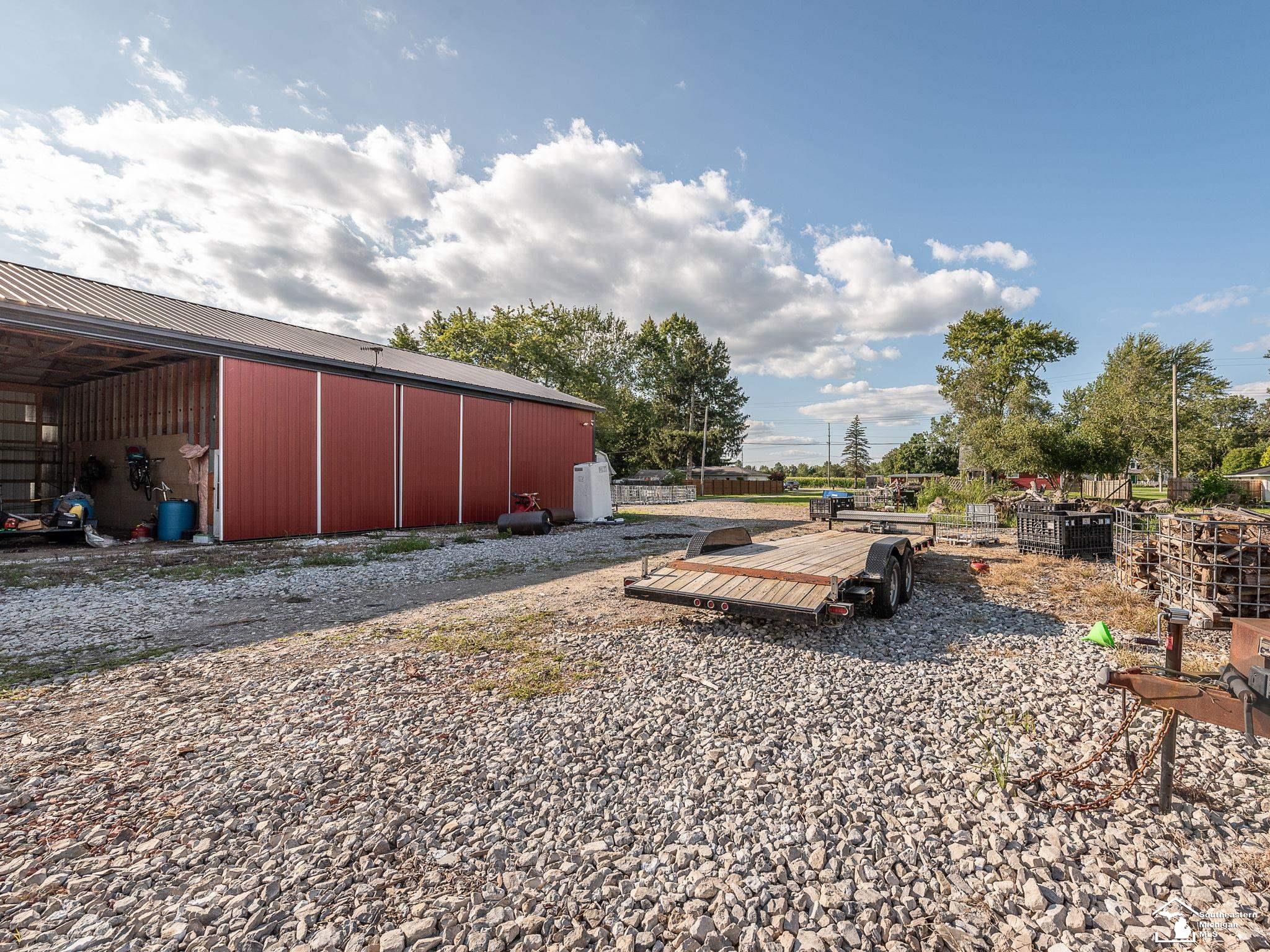 2337 Carleton West Road Carleton, MI 48117 - Photo 41 of 45