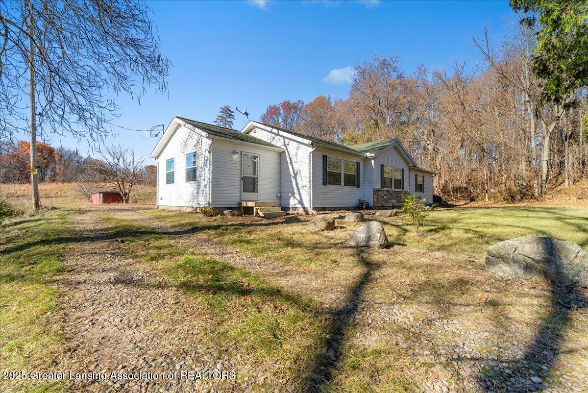 16445 29 Mile Road Albion, MI 49224 - Photo 27 of 37 24-Media Jett - 34