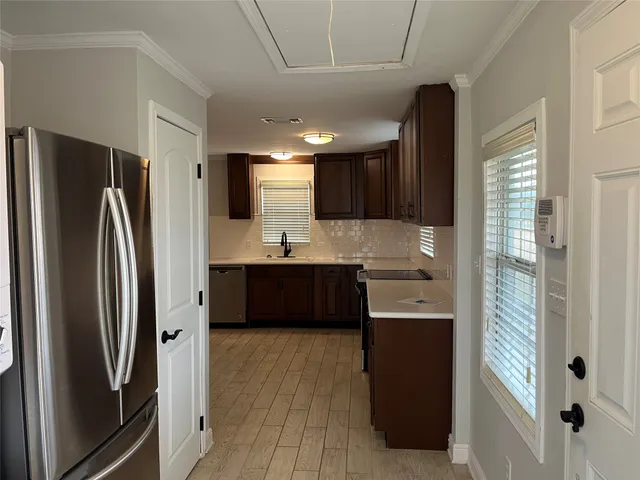 $1,800 | 2053 Farm To Market 1291 New Ulm Tx 78950, New Ulm, TX 78950