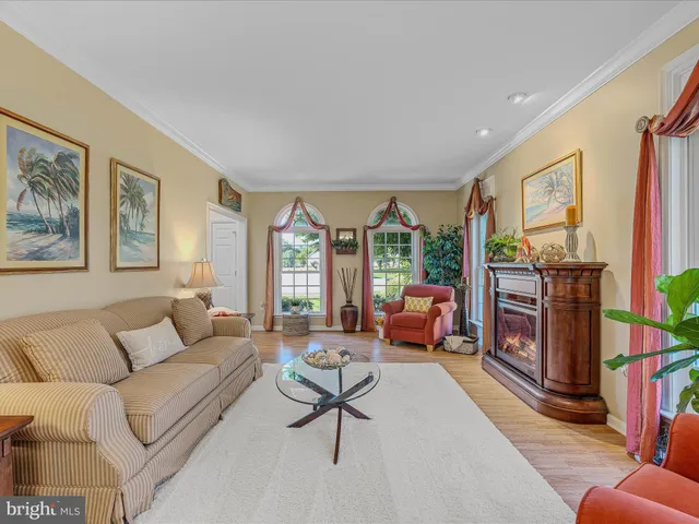 $725,000 | 884 Rivanna Run, Falling Waters, WV 25419