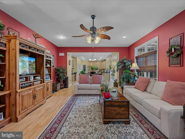 $725,000 | 884 Rivanna Run, Falling Waters, WV 25419