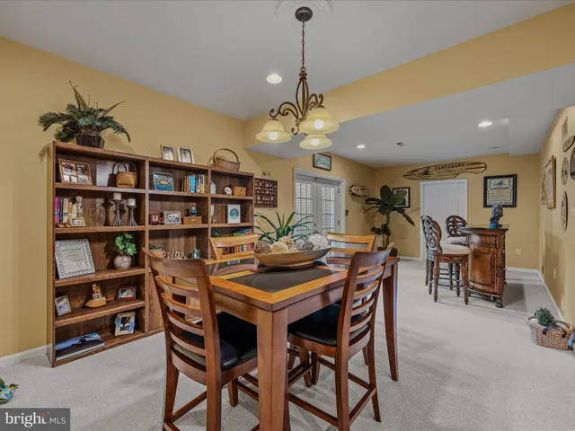 $725,000 | 884 Rivanna Run, Falling Waters, WV 25419