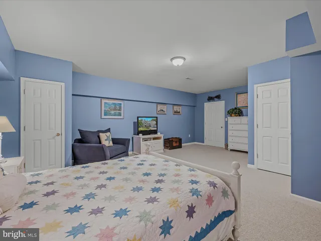 $725,000 | 884 Rivanna Run, Falling Waters, WV 25419