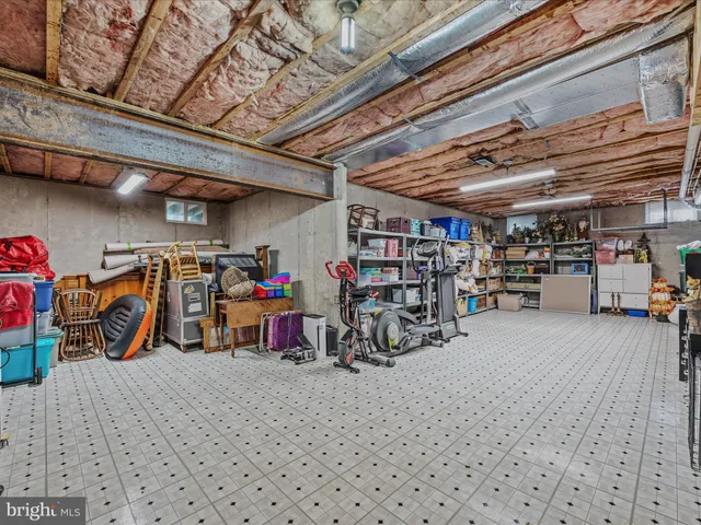 $725,000 | 884 Rivanna Run, Falling Waters, WV 25419