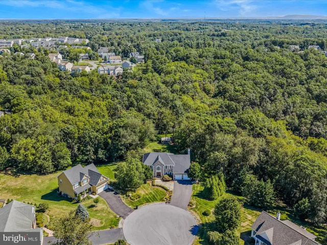 $725,000 | 884 Rivanna Run, Falling Waters, WV 25419