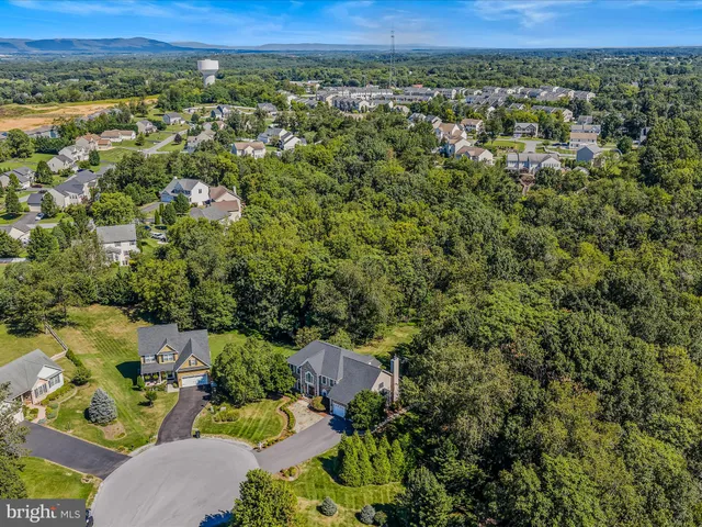 $725,000 | 884 Rivanna Run, Falling Waters, WV 25419