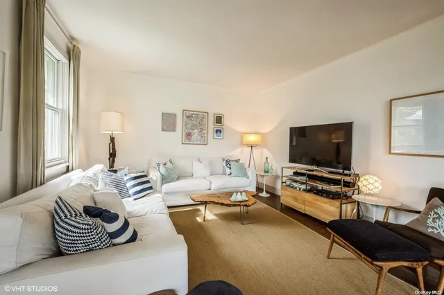 $20,000 | 130 6th Street, Greenport, NY 11944