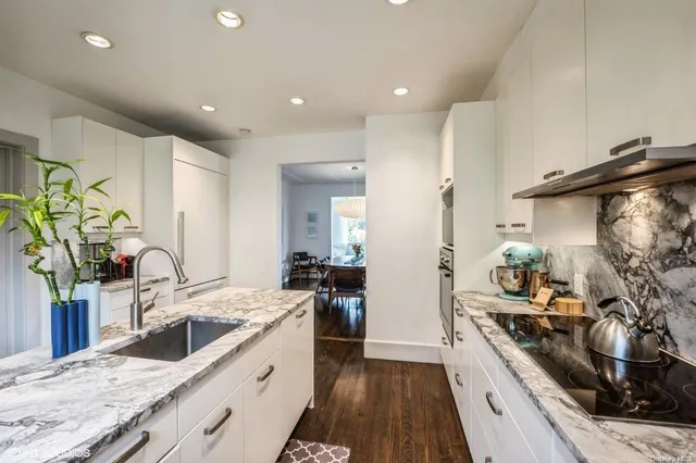 $20,000 | 130 6th Street, Greenport, NY 11944