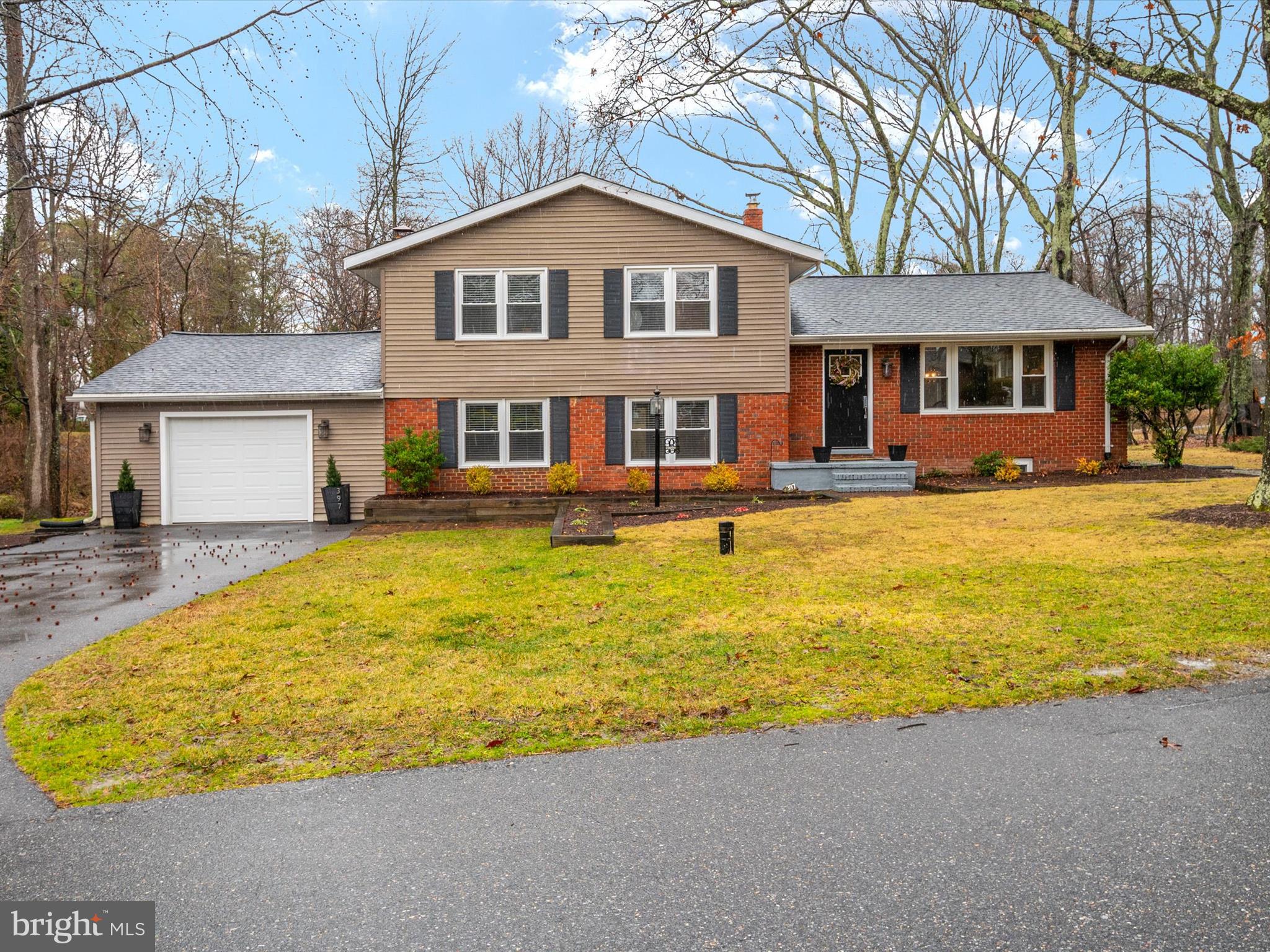 397 Dutch Ship Road Pasadena, MD 21122 - Photo 2 of 41 Gallery Image 2