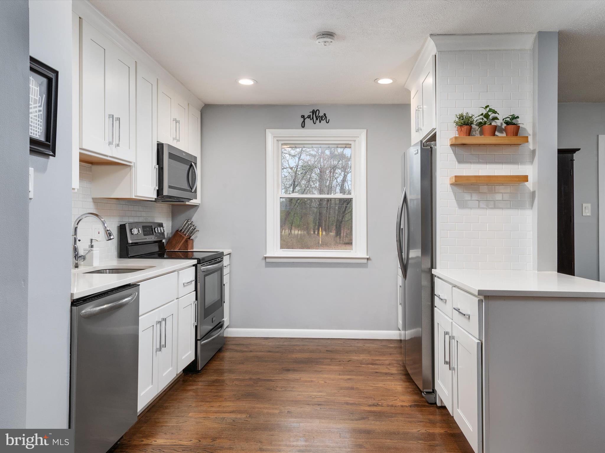 397 Dutch Ship Road Pasadena, MD 21122 - Photo 8 of 41 Gallery Image 8