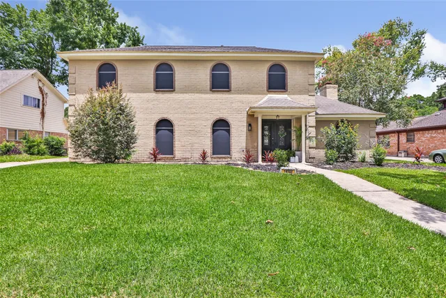 $329,500 | 19702 Sweet Forest Lane, Humble, TX 77346