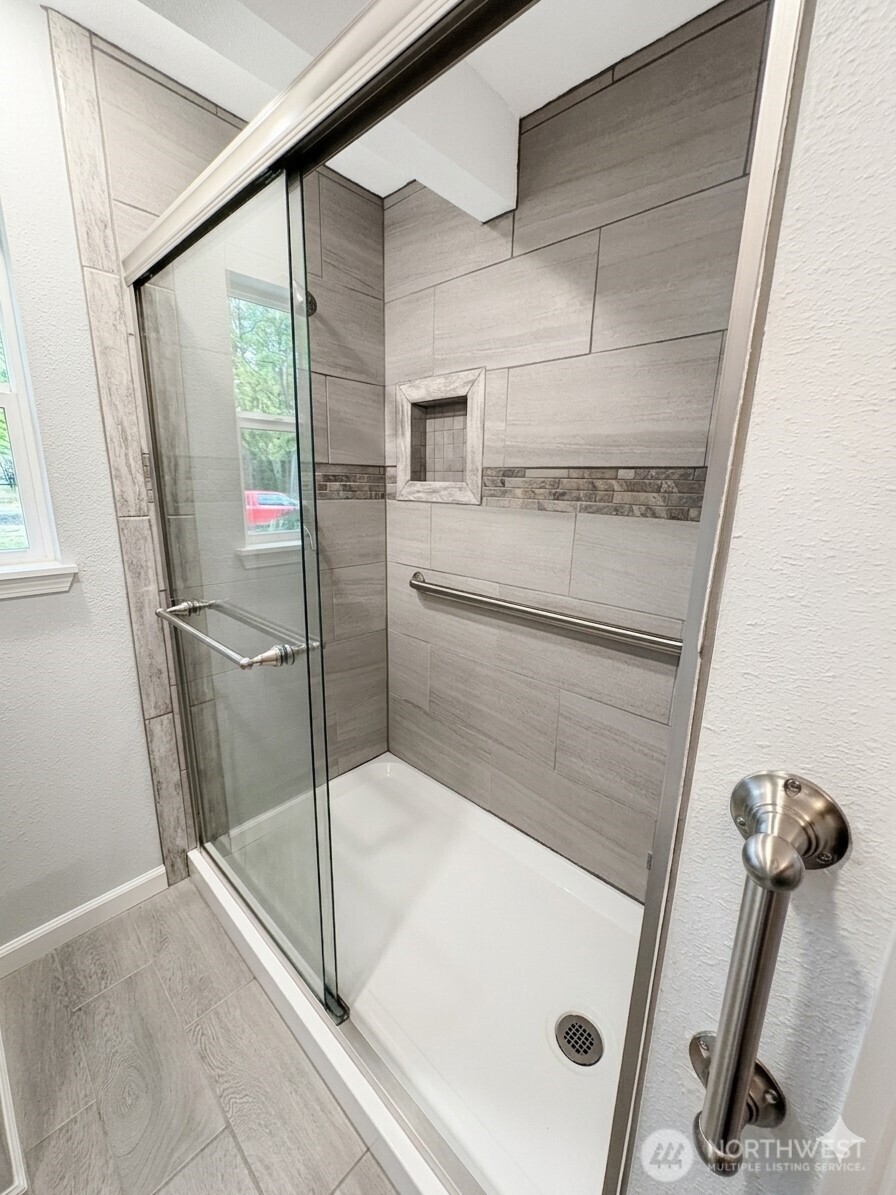 5203 65th Avenue Southeast Olympia, WA 98513 - Photo 24 of 36