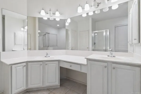 $2,750 | 21627 Iron Ridge Court, San Antonio, TX 78258