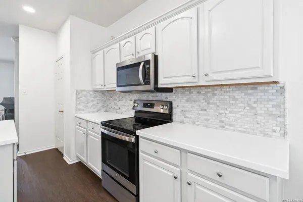 $2,750 | 21627 Iron Ridge Court, San Antonio, TX 78258