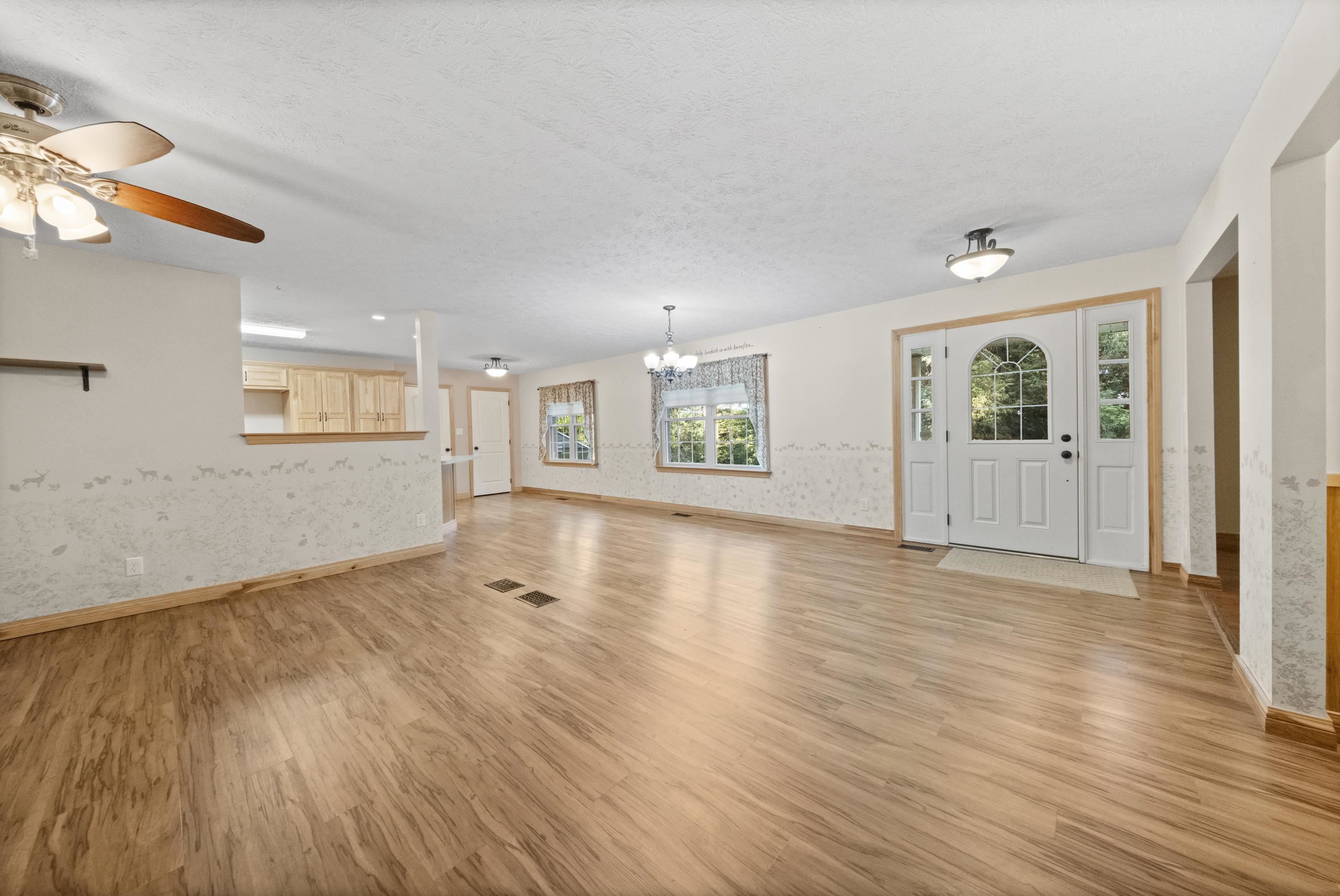 693 Fox Run Road Grayson, KY 41143 - Photo 5 of 49