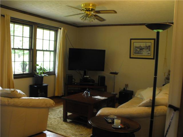 7119 Hall Road Fairview, TN 37062 - Photo 3 of 19 Living Room