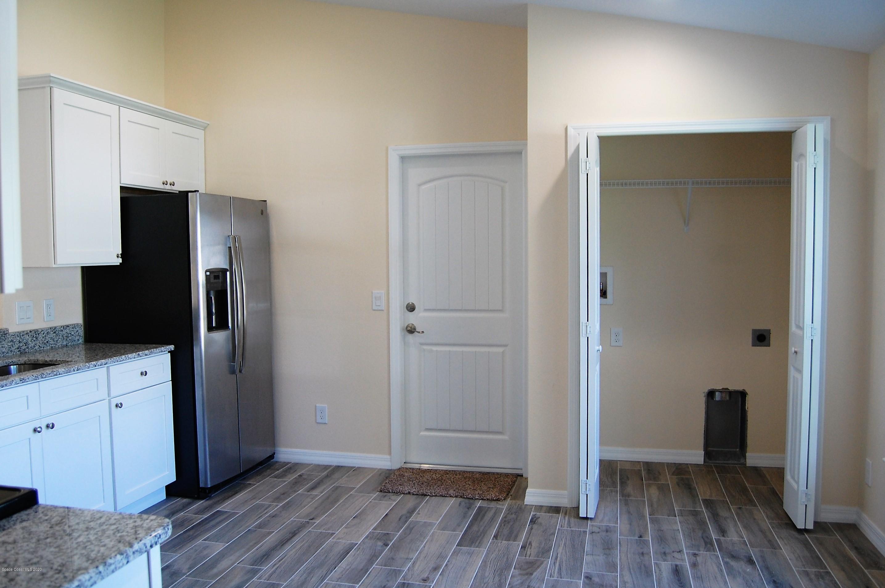 7230 Freeport Road Cocoa, FL 32927 - Photo 8 of 18 DSC_0401