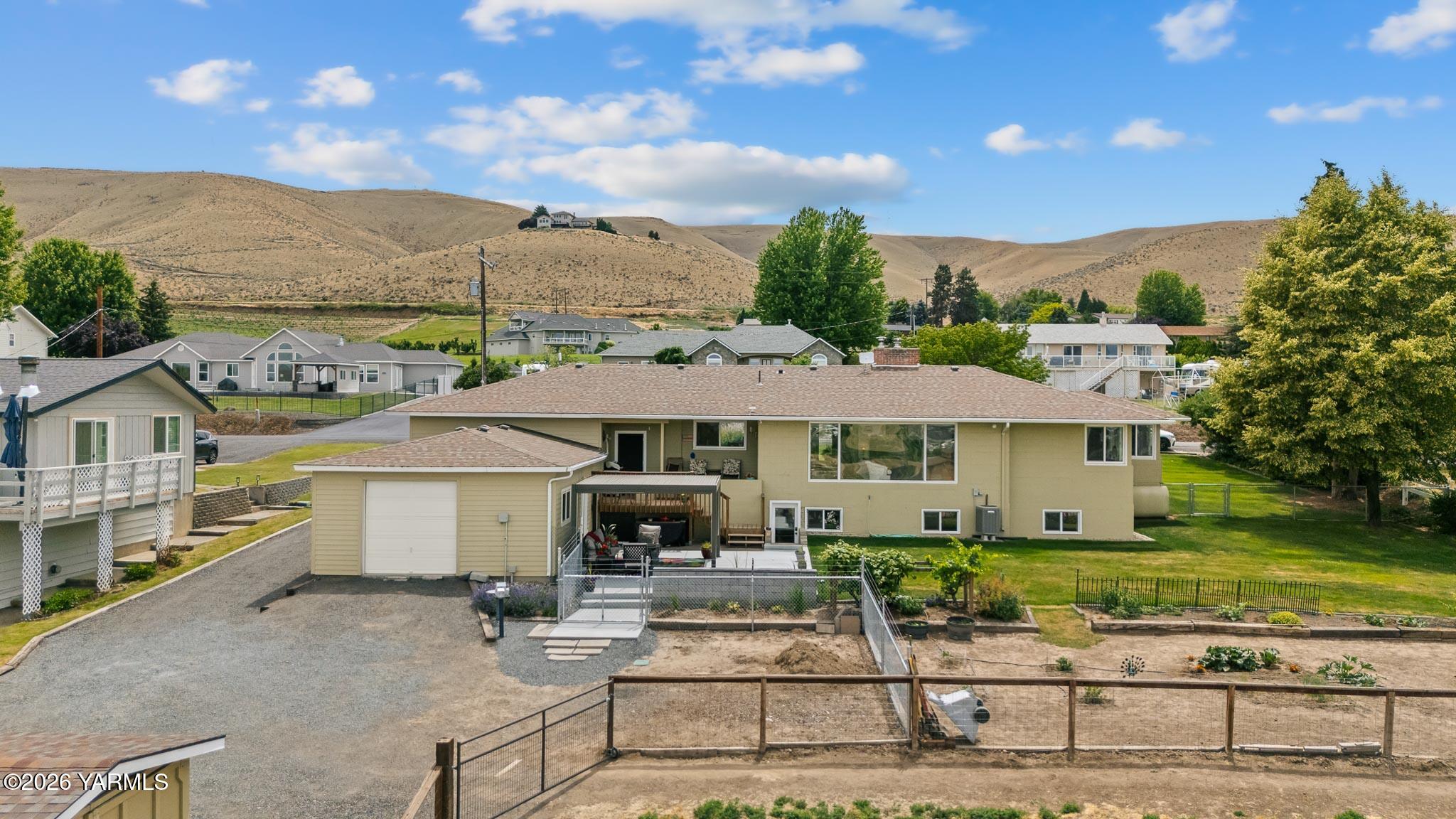 1007 Meadowbrook Road Yakima, WA 98903 - Photo 6 of 47 1007 Meadowbrook Rd Aerials-6