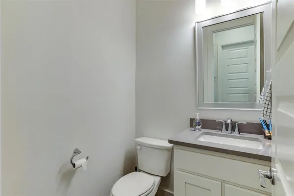 $3,295 | 8044 Zeppos Dr., Plano, TX 75024