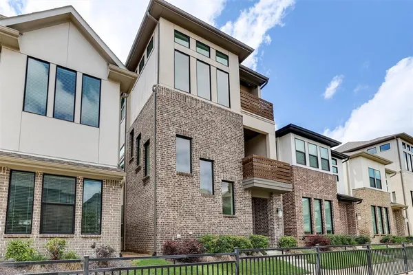 $3,295 | 8044 Zeppos Dr., Plano, TX 75024