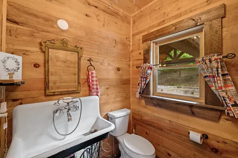 $1,100,000 | 101 Heights Overlook, Cherry Log, GA 30522