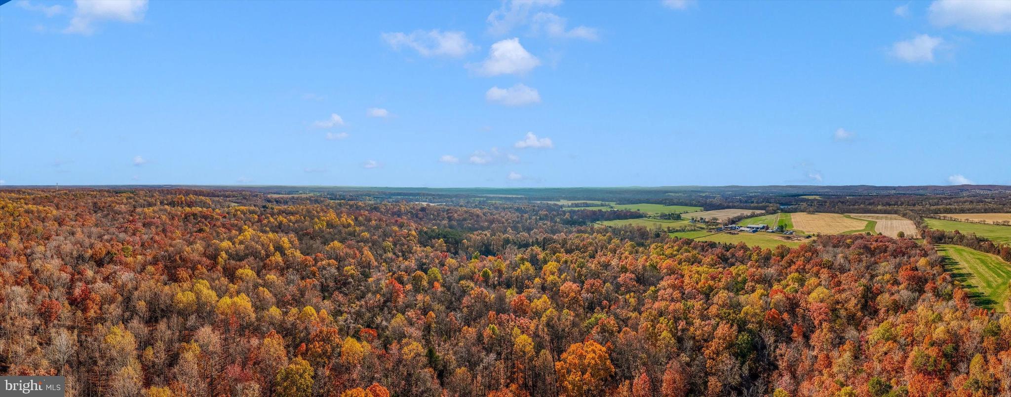 24401 River Road Dickerson, MD 20842 - Photo 14 of 43 a view of city and ocean