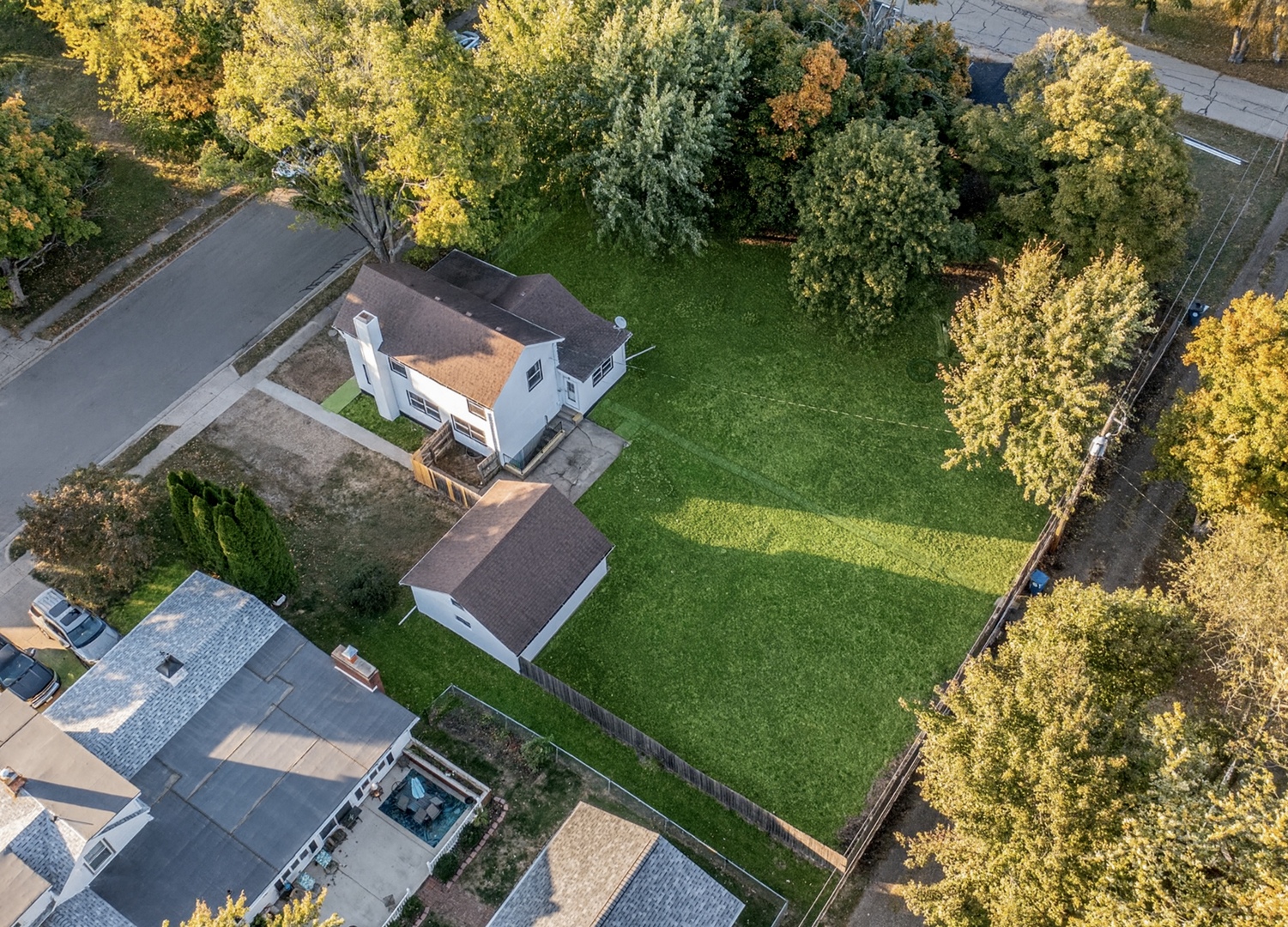 215 North Randolph Street Princeton, IL 61356 - Photo 23 of 24 an aerial view of a house