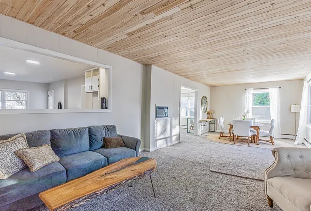 $154,900 | 215 North Randolph Street, Princeton, IL 61356