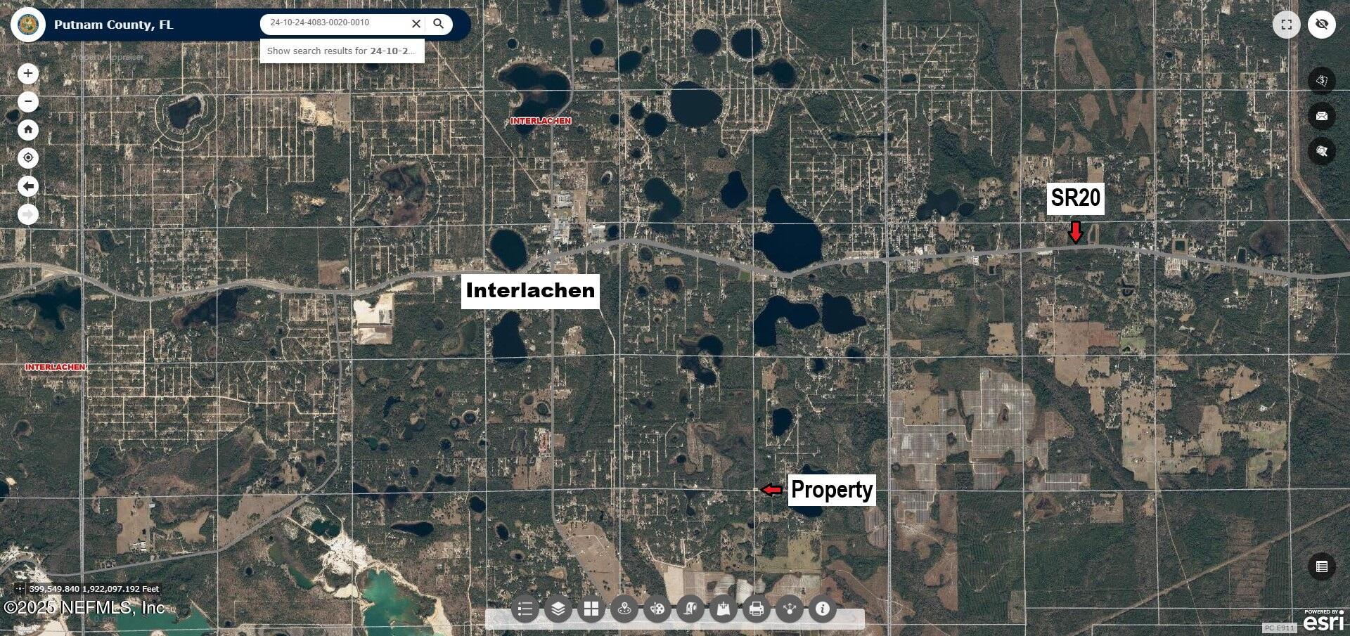 143 Dawson Avenue Interlachen, FL 32148 - Photo 11 of 15 a bathroom with a shower